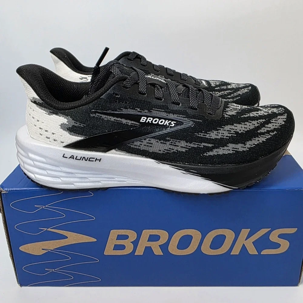NEW Brooks Launch 11 Women's Run & Walk Shoes Black/White Size 6‎ Medium/B #0803
